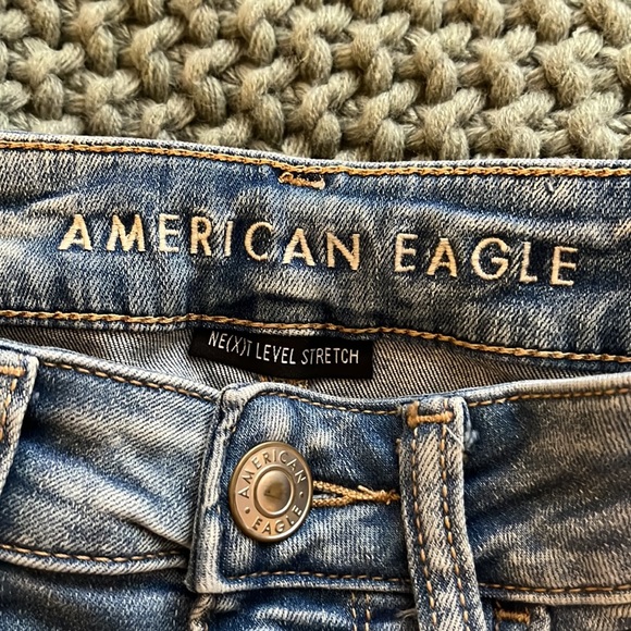 American Eagle.. next level stretch hi-rise jeggings, short. - Picture 3 of 3
